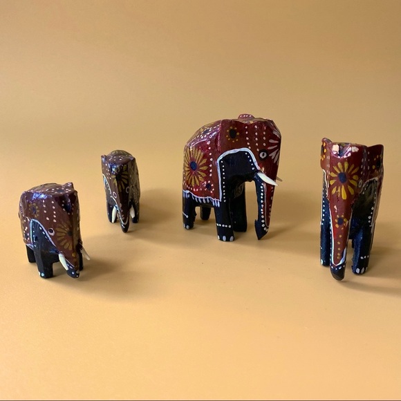 Family of Elephants | Home Décor - Picture 4 of 13